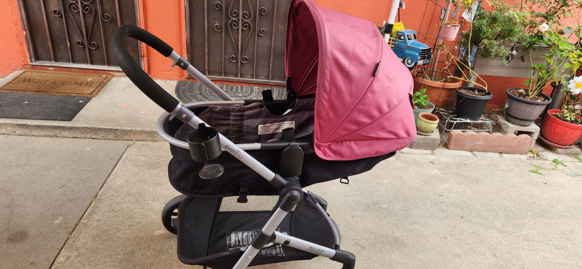 how to install summer infant gate The Thruway 60XW Series Extra Wide Safety Pet and Baby Gate, 36
