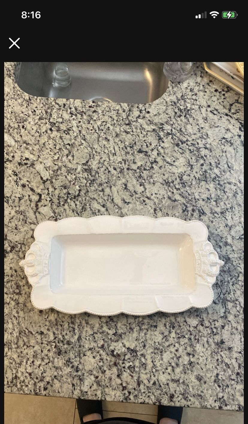 Off White Crown Detail Scallop Pearl Trim Tray