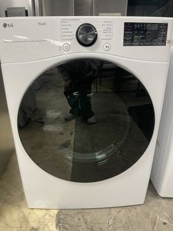 Clearance Sale!LG Electric dryer open box with 1 year warranty