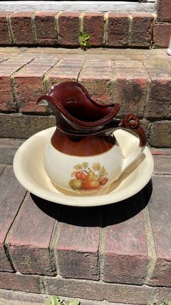 Vintage McCoy USA Pitcher and Basin 7515 made in America