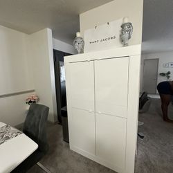 Dresser / Cabinet Console Table 