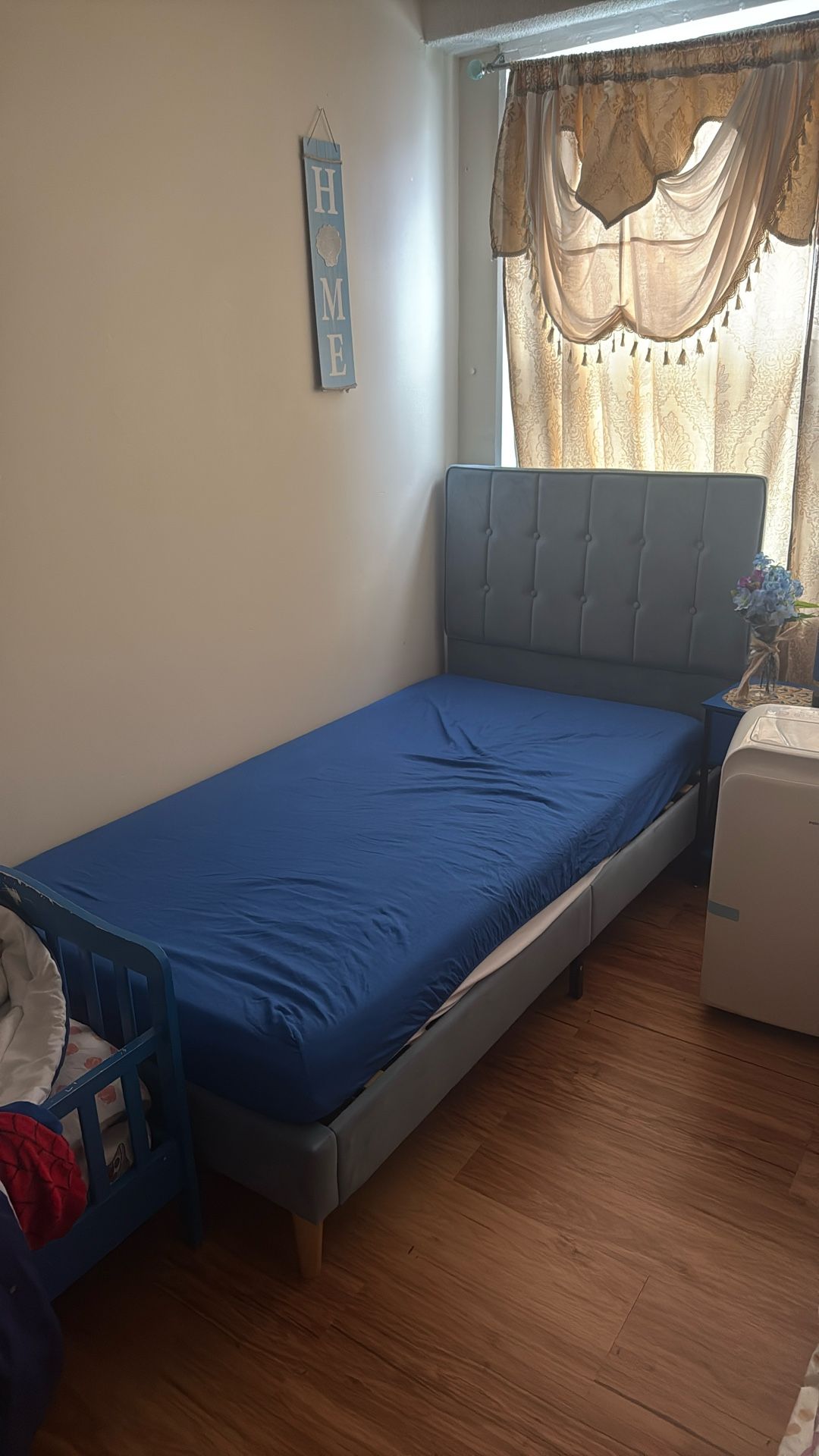 Twin Bed