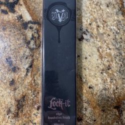 Kat Von D Lock It Edge Foundation Brush #10