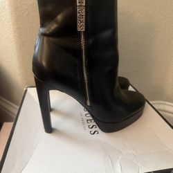 Women’s Short Boots 