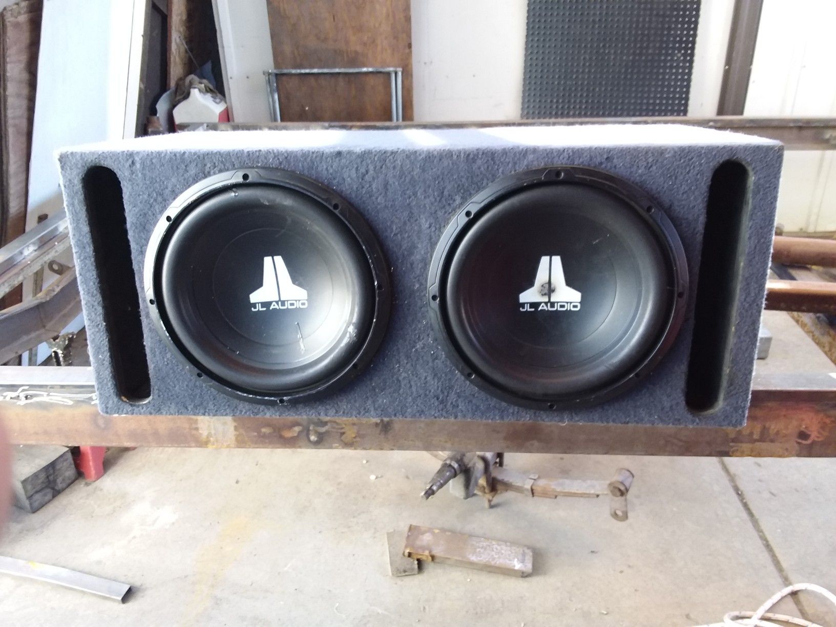 Subwoofers, JL Audio 12in speakrs