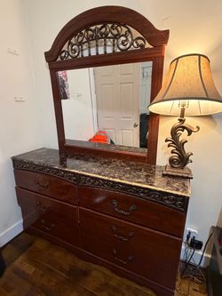 Wood 6-Drawer Dresser with Mirror