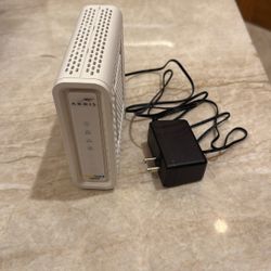 Arris Surfboard SB8200 Cable modem, DOCSIS 3.1, Cox Gigablast ready