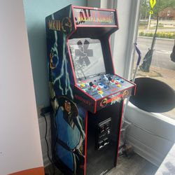 Mortal Kombat arcade machine