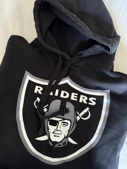 Raiders Hoodie Size Men’s Medium