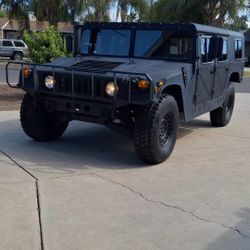 Humvee Military 