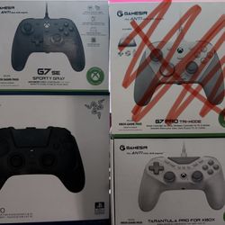 PS5 And Xbox Controllers 