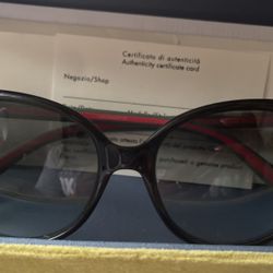 Gucci Sunglases