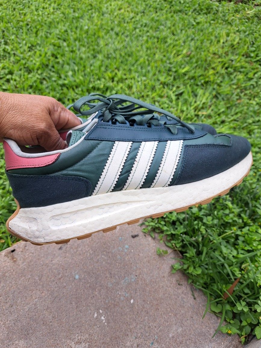 Adidas Original SNEAKERS MEN SIZE 11