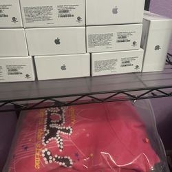 AirPod Pro 2 And Sp5der Hoodies 