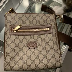 Gucci Messenger Bag 