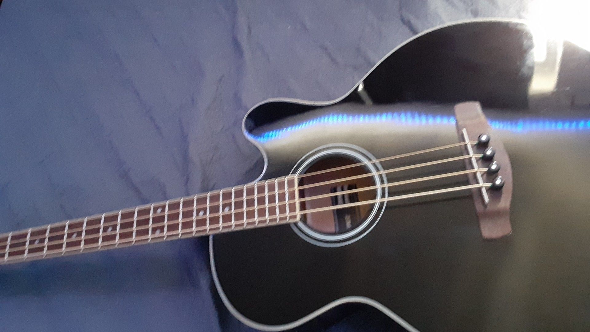 Ibanez bajoloche for Sale in Whittier CA OfferUp