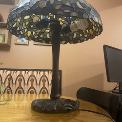Vintage stained Glass Lamp