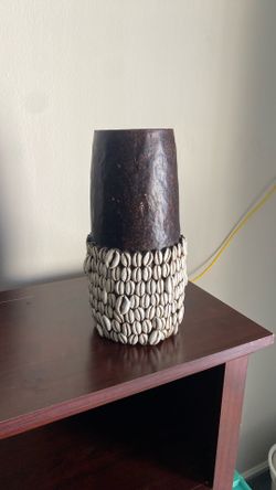 Outside sea shell vase