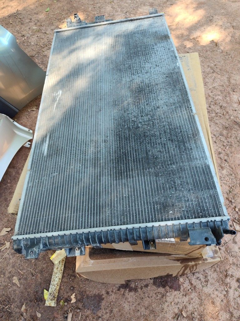 Used Radiator For 2020 Ford Super Duty OEM Part
