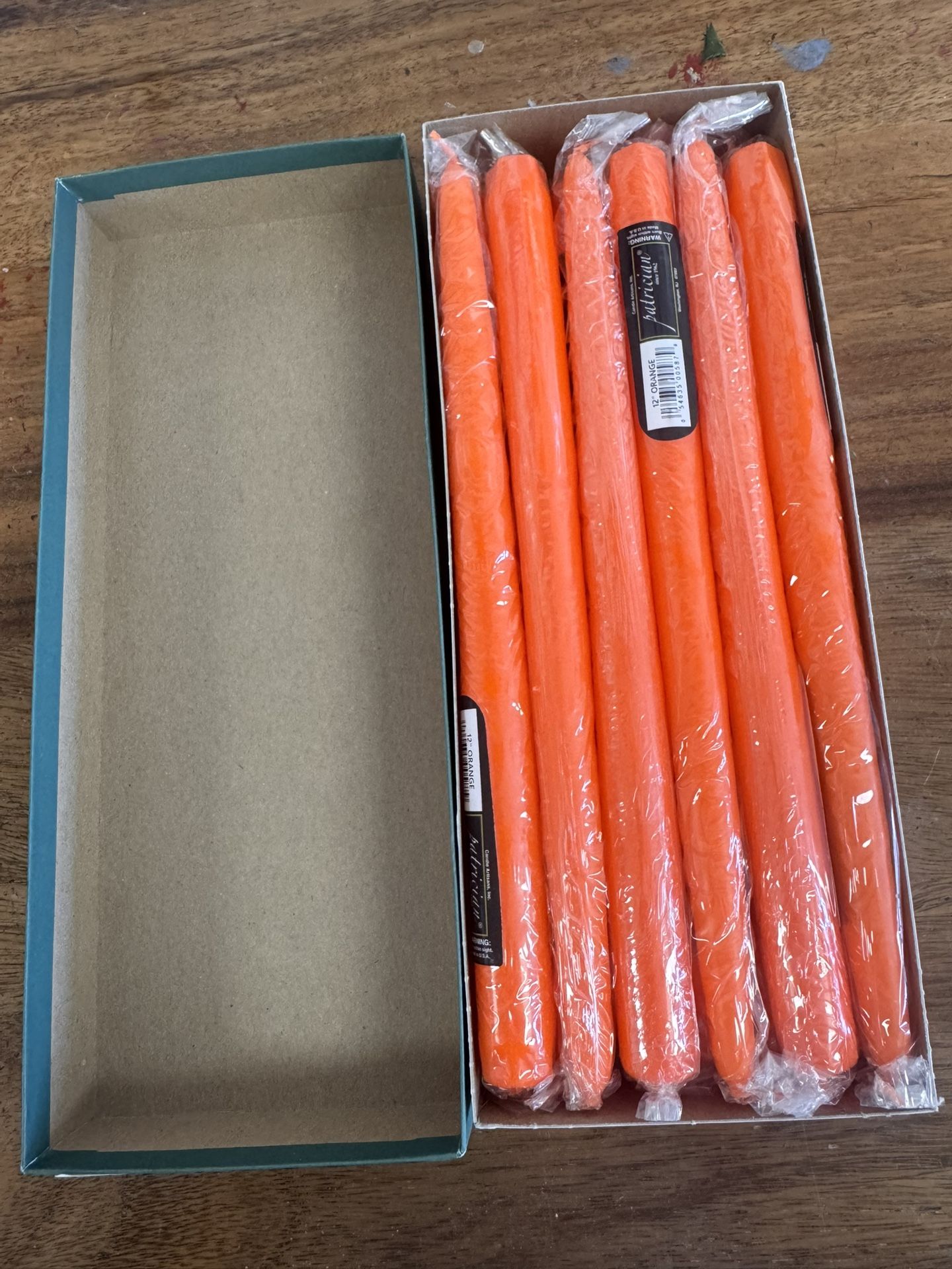 120 Orange Tapper Candles 12in 