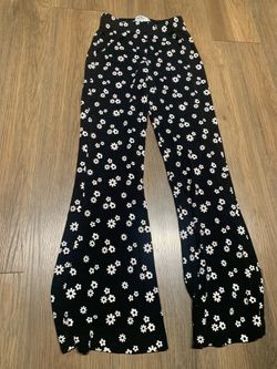 Hollister size small