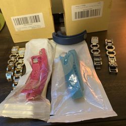 Fitbit Alta Wrist Bands (5) & Charger