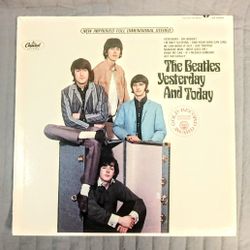 Beatles Yesterday And Today Stereo LP ST-2553 Apple Label Excellent+ Free Ship