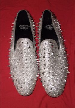 Royal shoes
