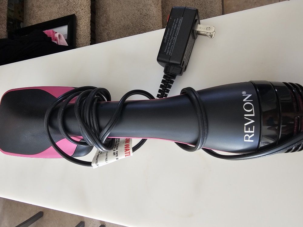 Revlon Hairdryer Brush 