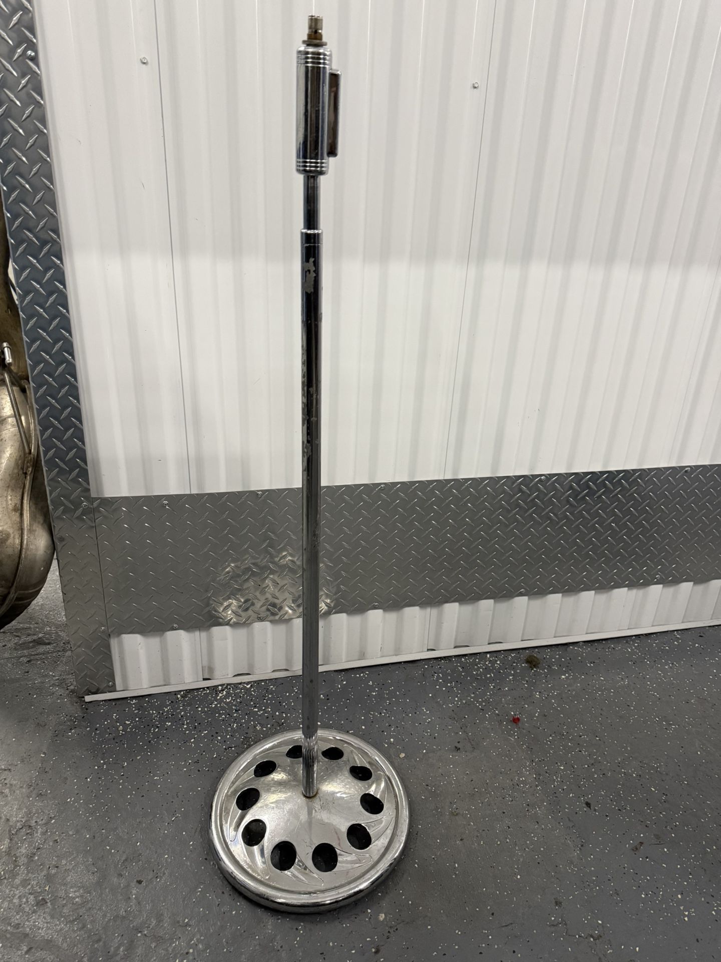 RARE Ultimate Support Custom-6 Smell the Rubber - Custom Microphone Stand