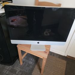 27" APPLE iMAC 12,2(MID 2011)**3.4GHz INTEL CORE i7*20GB DDR3 RAM*AMD RADEON HD 6970M 2GB DDR5*1TB HHD*macOS HIGH SIERRA 10.13**EXCELLENT CONDITION!!