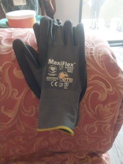 MAXiFlex ULTIMATE 34-874 10(XL)