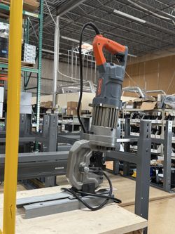 Gentall Electric hydraulic metal punch