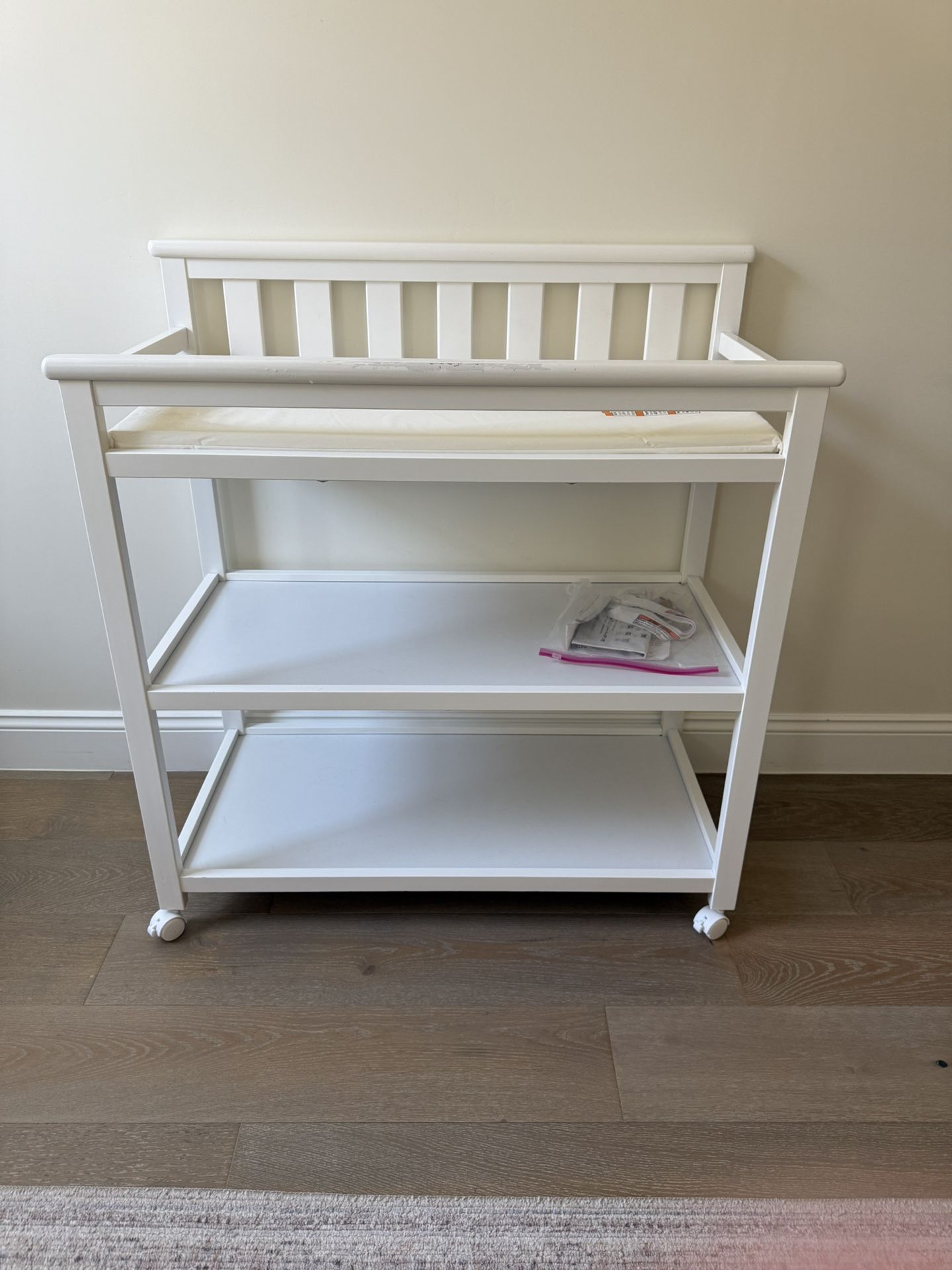 Children / Baby Changing Table – Bianca White