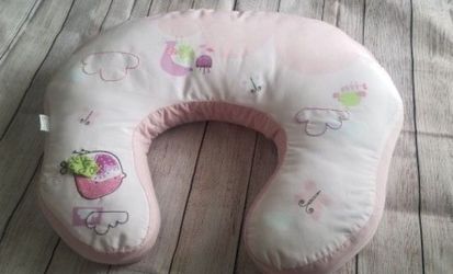 Boppy nursing pillow