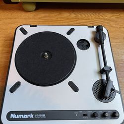 Numark Portable Turntable Record Player