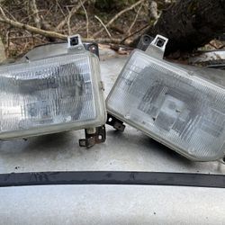 1987-1995 Nissan Pathfinder Parts windows Headlights Markers