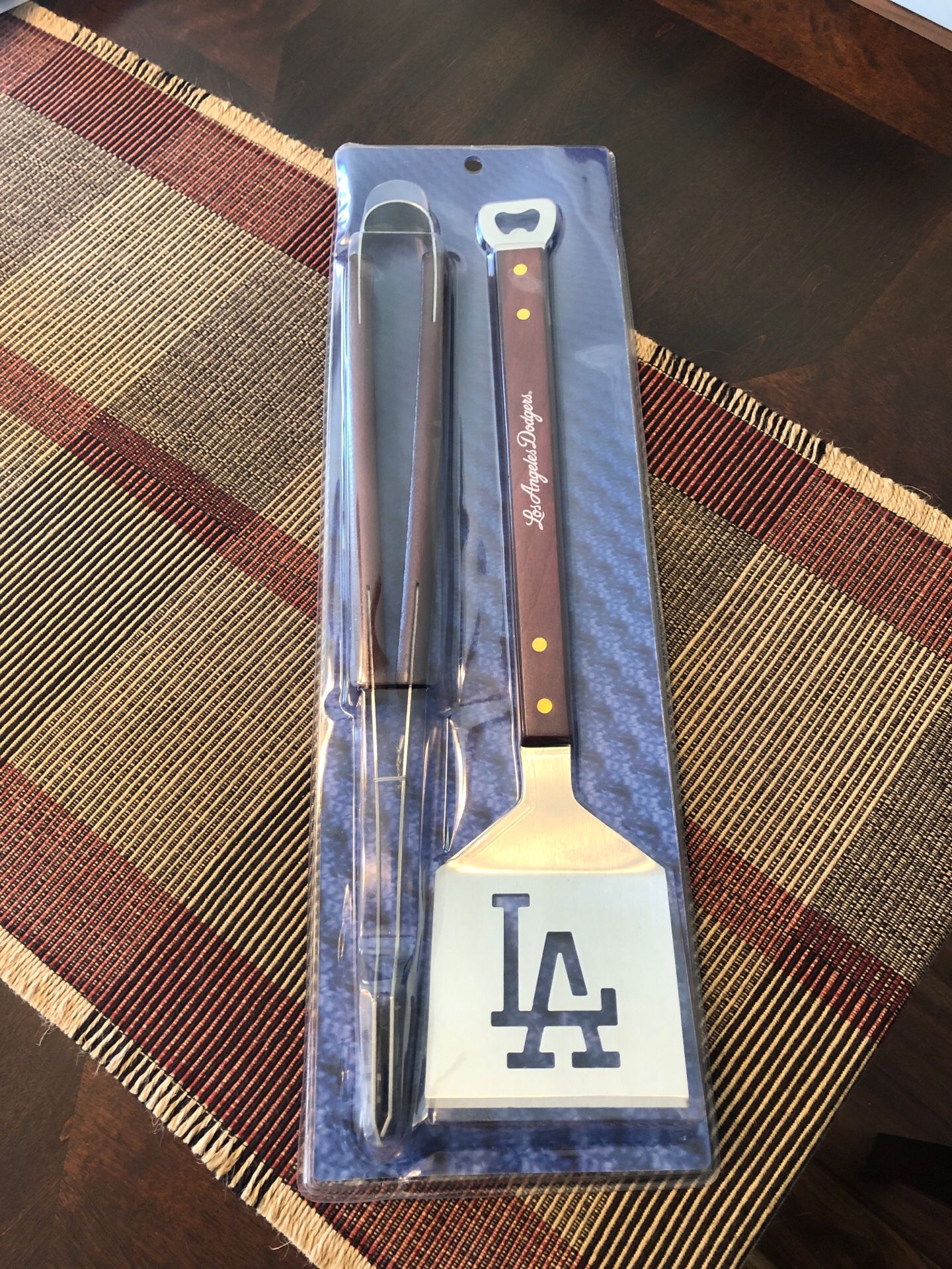 LA Dodgers BBQ Grill Set