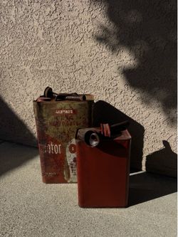 Vintage/Old gas cans