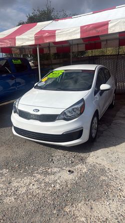 2016 Kia Rio 🎃