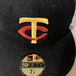 Minnesota Twins Fitted Hat 