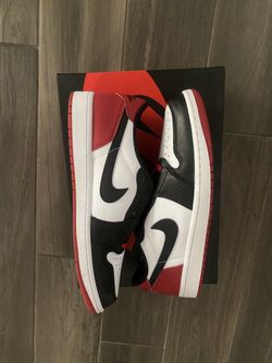 Jordan Retro 1 Low Black Toe New