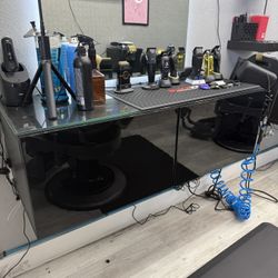 Barber Station + Mirror (50 Each)