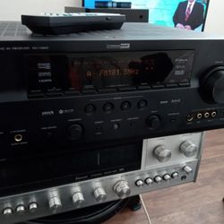 Yamaha RX-V863 Surround Receiver With Remote 