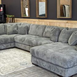 Lindyn Fig Gray Large Sectional Couch 
