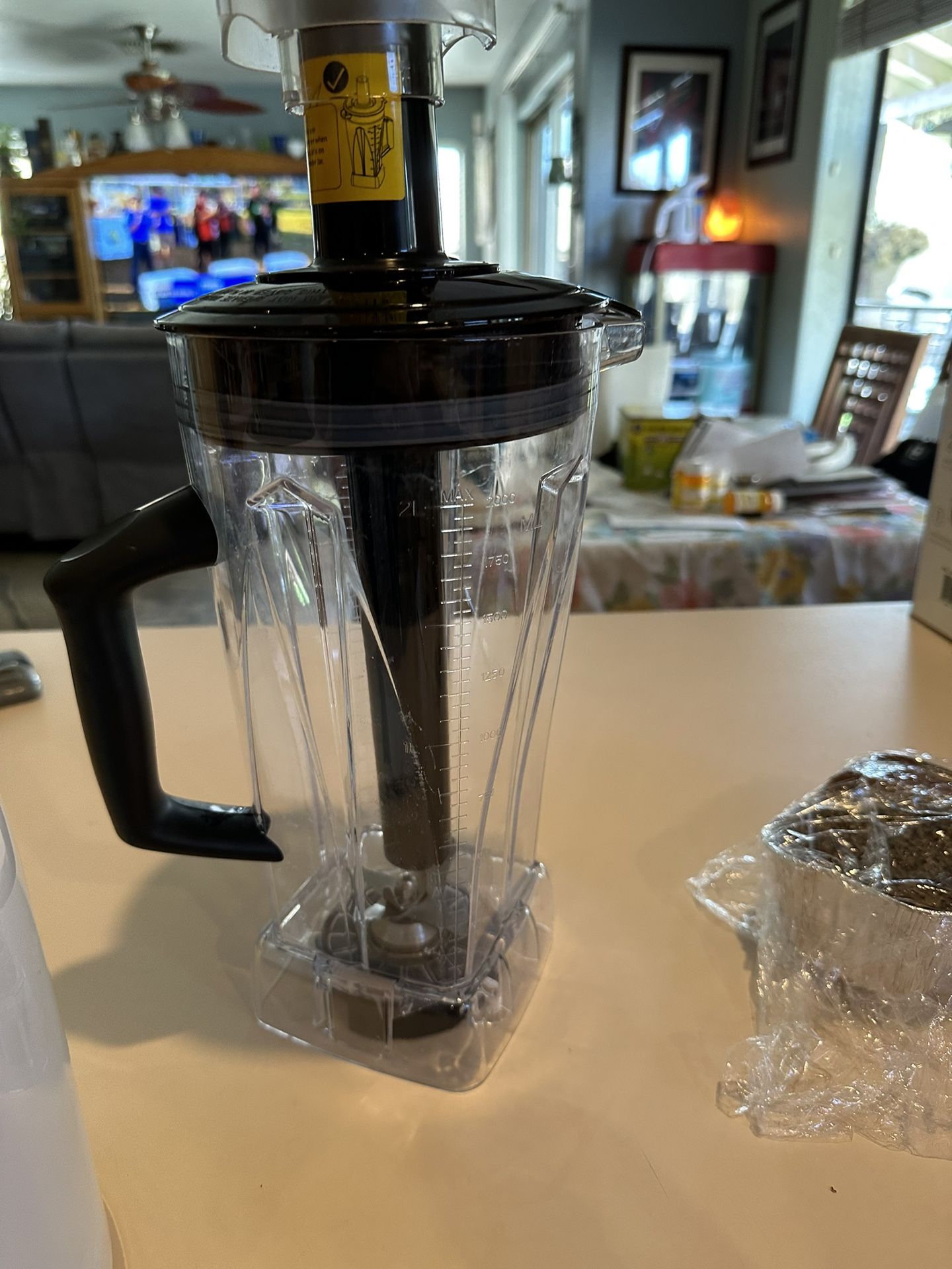 DASH PREMIUM DPB500WH PREMIUM BLENDER for Sale in Mesa, AZ - OfferUp