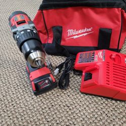 M18 18V Lithium-Ion Brushless Cordless 1/2 in. Compact Drill/Driver