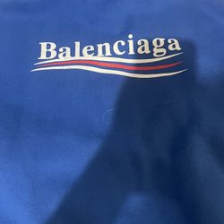 Balenciaga and kenzo hoodie read discriptio