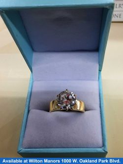 Women's Ring - Solitaire - Yellow Gold 10k (.417) 4.2 grams Size 7