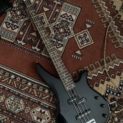 Yamaha Bass Guitar